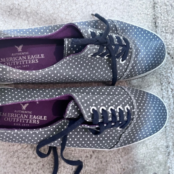 American Eagle Outfitter Lace Up Sneakers  Blue with White  Polka dots Size 10 - Picture 3 of 10